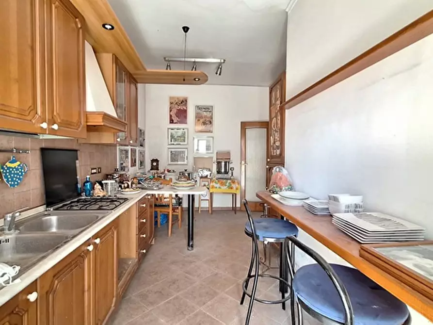 Immagine 8 di Appartamento in vendita  in Via Cintia a Napoli