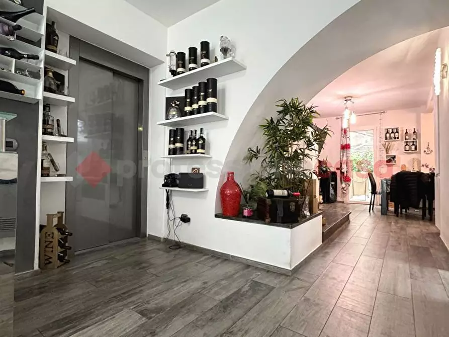 Immagine 20 di Villa in vendita  in Via BARTOLENA a Livorno