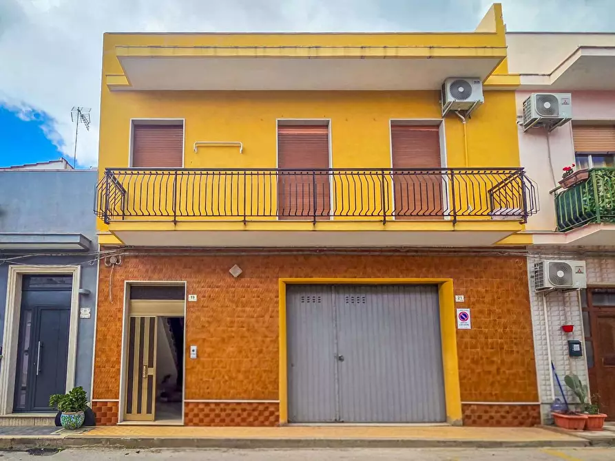 Immagine 1 di Casa indipendente in vendita  in Via c.s. chaplin a Avola