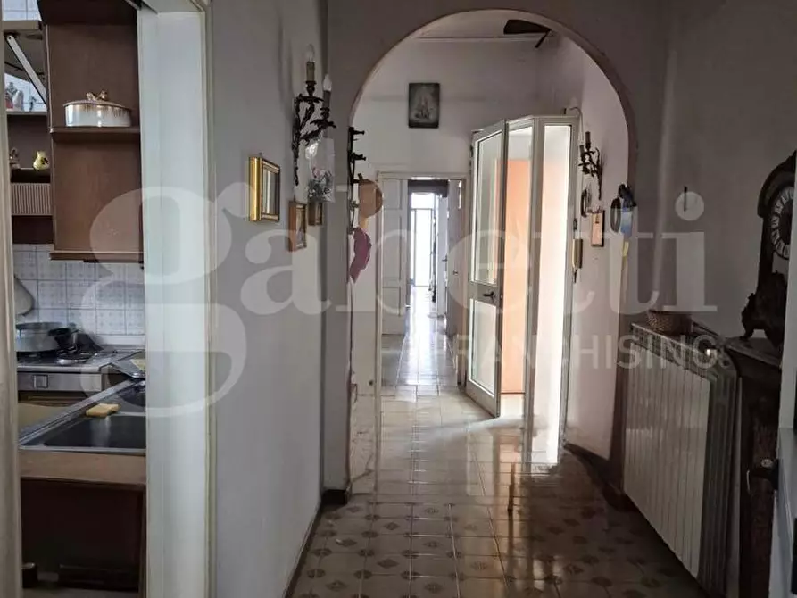 Immagine 15 di Appartamento in vendita  in Traversa Maresca, 14 a Torre Annunziata