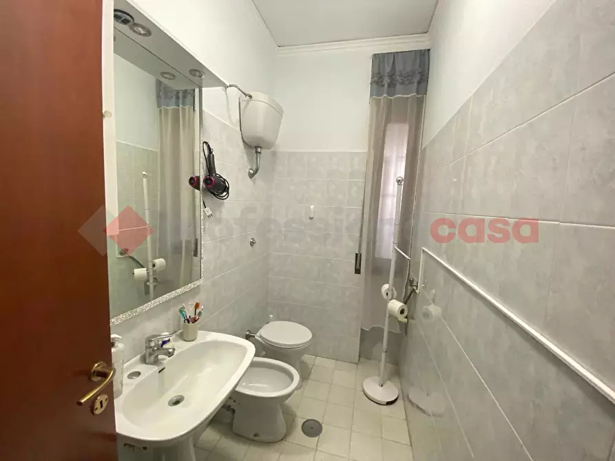 Immagine 19 di Appartamento in vendita  in Via Como, SNC a Mondragone