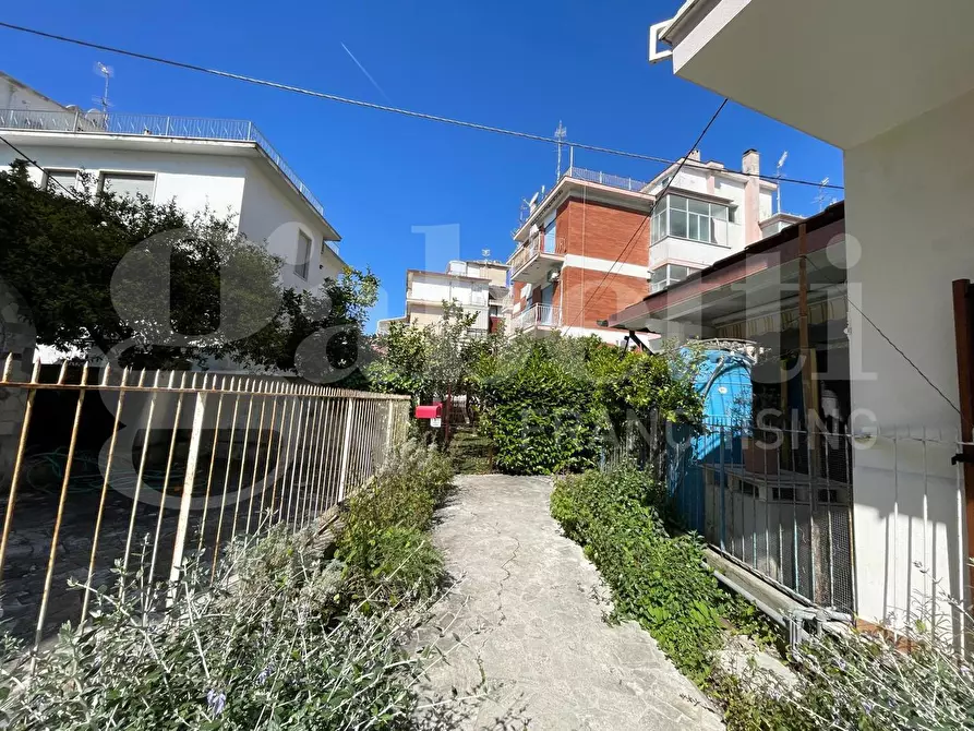 Immagine 15 di Appartamento in vendita  in Via Asti, 3 a Gaeta