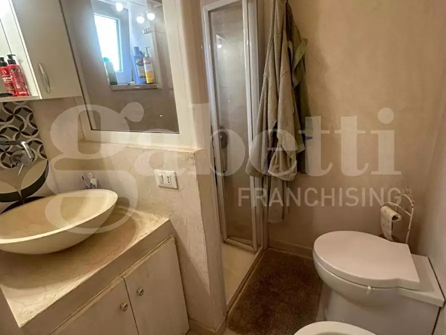 Immagine 14 di Casa indipendente in vendita  in Via Giacomo Leopardi a Ostuni