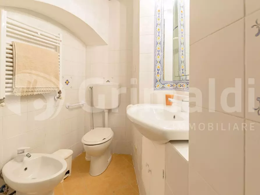 Immagine 9 di Appartamento in vendita  in Via Fontana Vecchia, 5 a Taormina