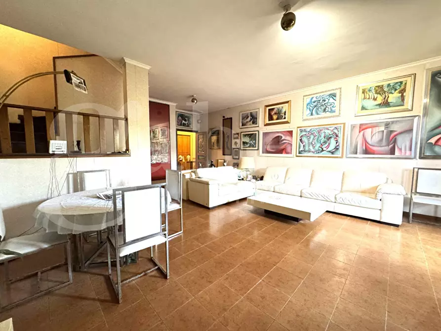 Immagine 3 di Villetta a schiera in vendita  in Via dei Gonzaga a Roma