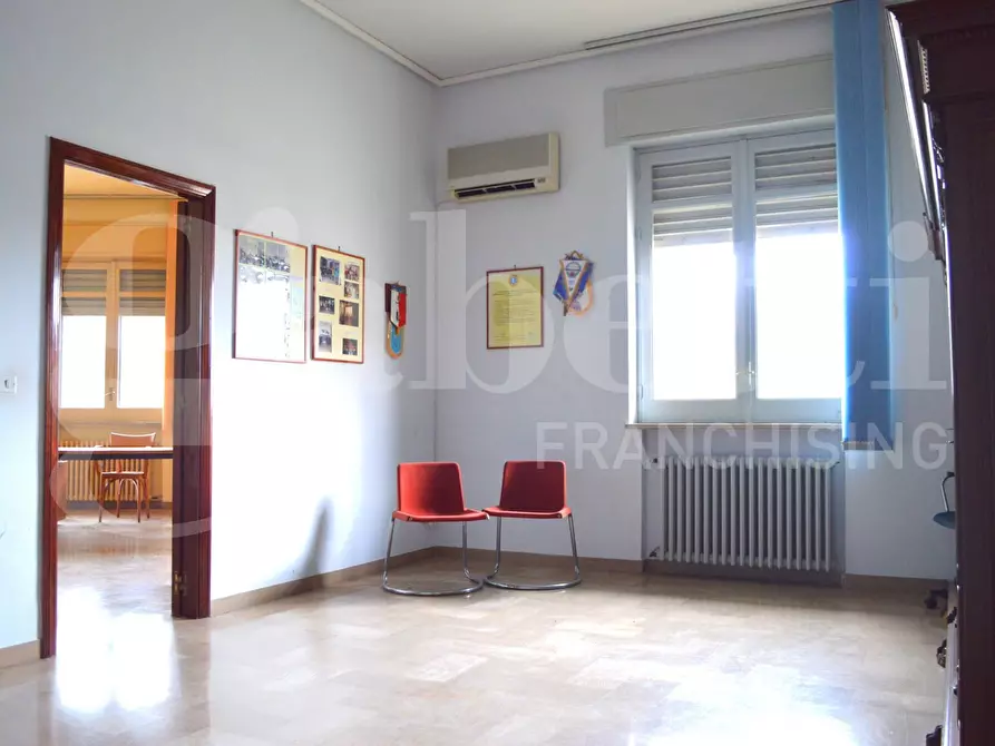 Immagine 7 di Ufficio in vendita  in Via Palma di Montechiaro, 212 a Ragusa