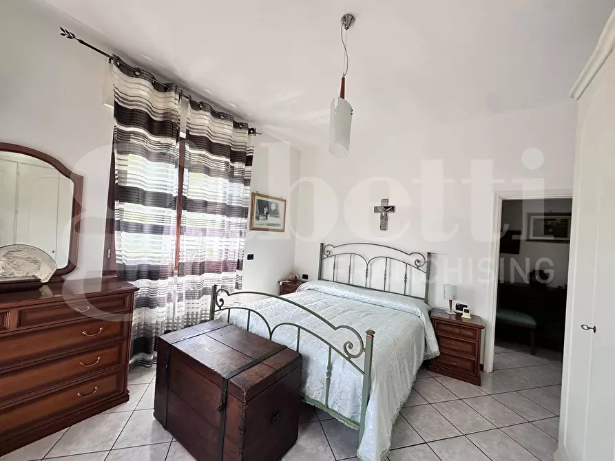 Immagine 22 di Appartamento in vendita  in Via Volta, 1 a Barni