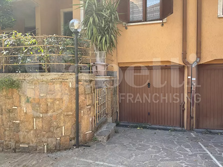 Immagine 30 di Villetta a schiera in vendita  in Via dei Gonzaga a Roma