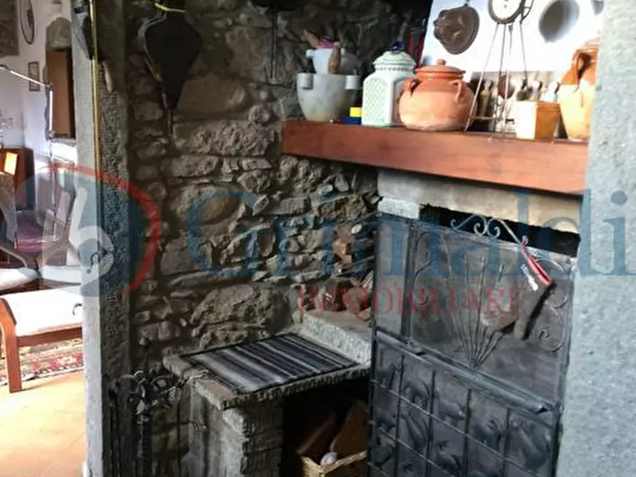 Immagine 9 di Rustico / casale in vendita  in Via Caprio, 1 a Filattiera