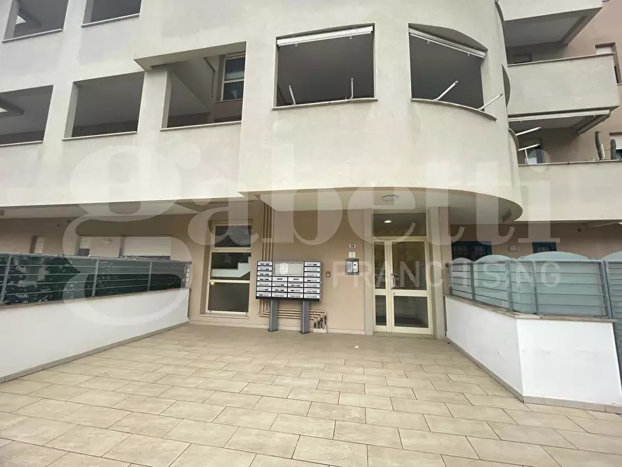 Immagine 23 di Appartamento in vendita  in Via Ada Cudazzo, 24 a Lecce