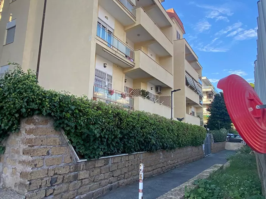 Immagine 6 di Appartamento in affitto  in Via Della Pineta Sacchetti, 100 a Roma