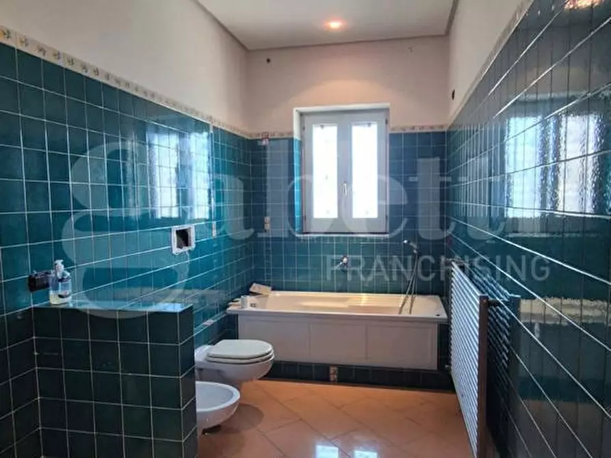 Immagine 12 di Appartamento in vendita  in Via Vittorio Veneto, 339 a Torre Annunziata