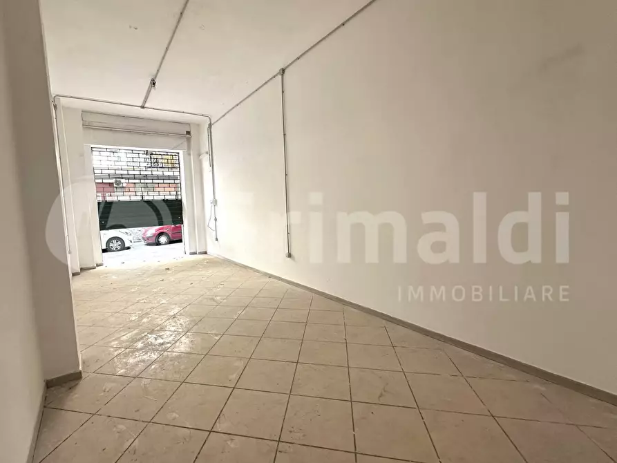 Immagine 4 di Negozio in vendita  in Via Roma, 464 a Pomigliano D'arco