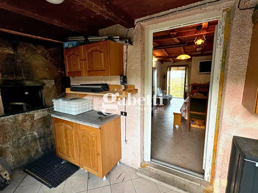 Immagine 7 di Magazzino in vendita  in LocalitÃ  Sas Enas, 2 a Padru