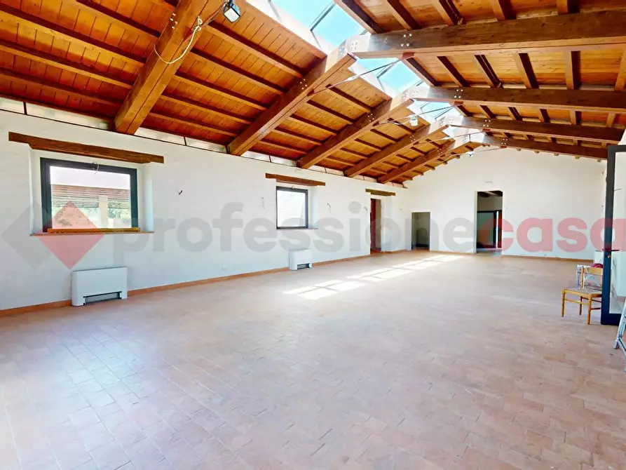 Immagine 7 di Palazzo in vendita  in Via del Ponte Pisano, 217 a Roma