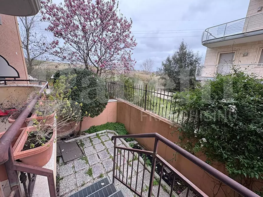 Immagine 6 di Appartamento in vendita  in Via Arzana, 57 a Roma