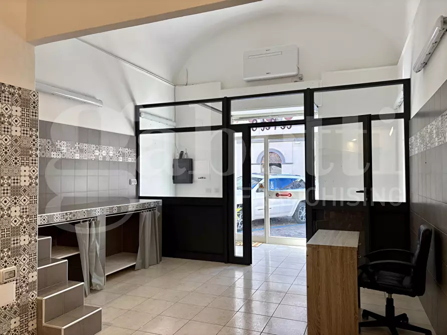 Immagine 6 di Negozio in vendita  in Via Roma, 104 a Sassari