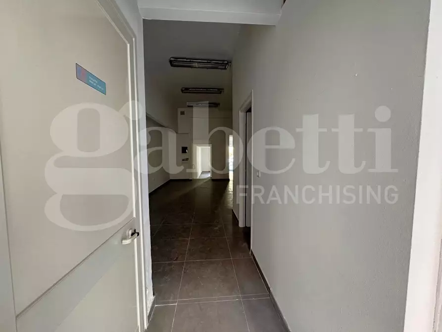 Immagine 9 di Negozio in affitto  in Via Corso Galliano, 24 a Nardo'