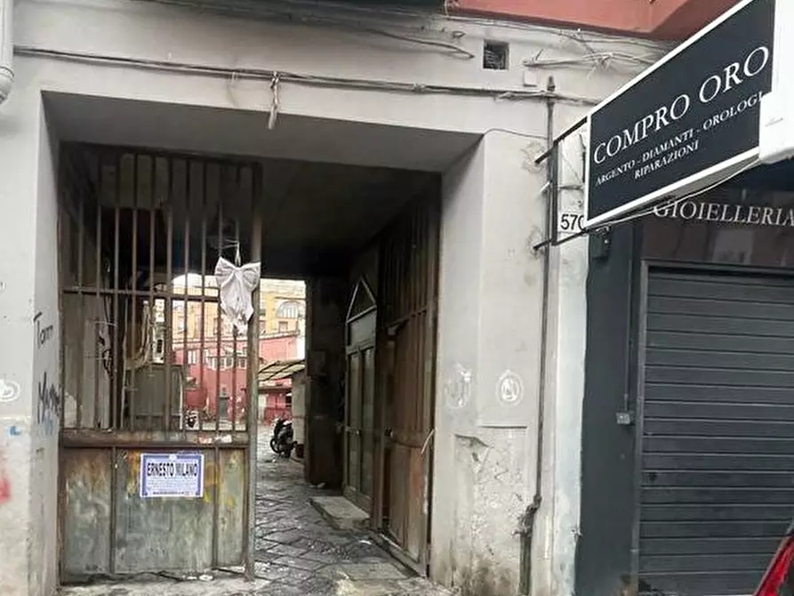 Appartamento in vendita in Corso San Giovanni a Napoli