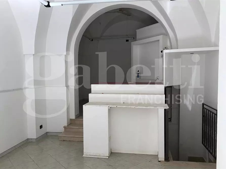 Immagine 5 di Negozio in vendita  in Via Fiume, 17 a Nardo'