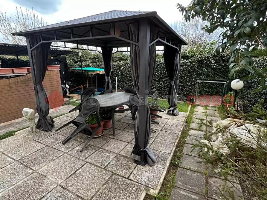 Immagine 4 di Villa in vendita  in Via Guido Bruni a Monteroni D'arbia