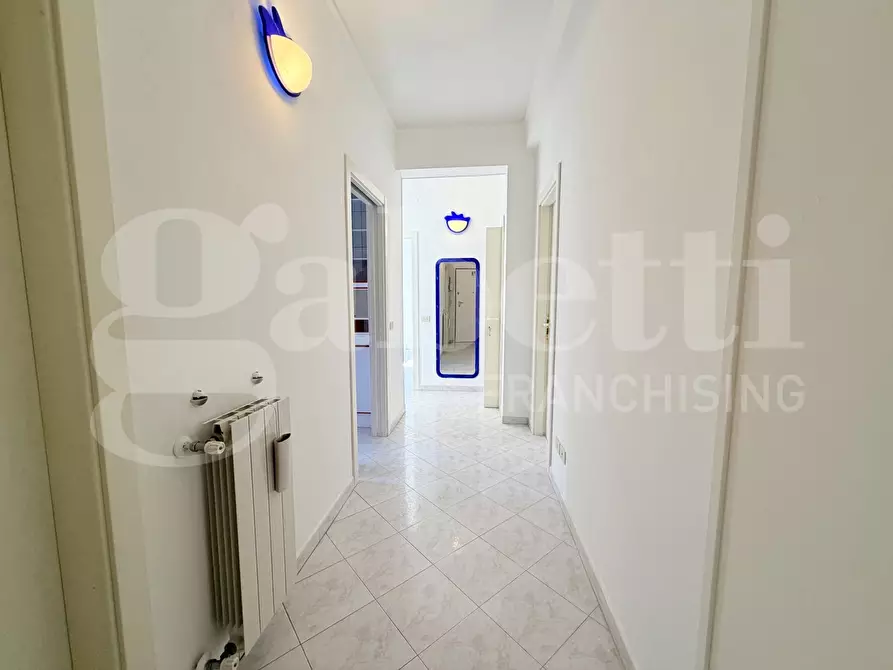 Immagine 15 di Appartamento in vendita  in Via Aurelia a Loano