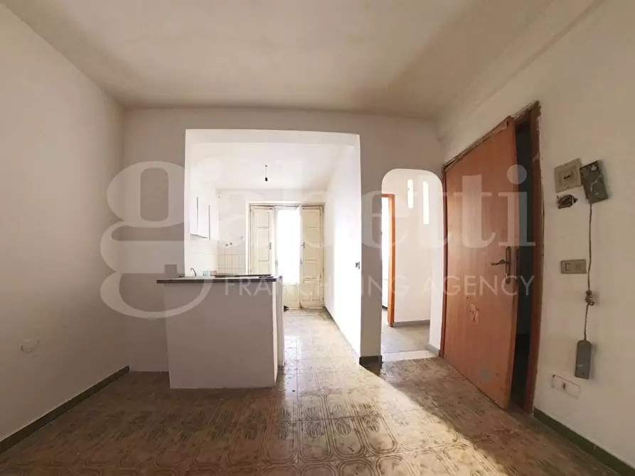 Immagine 14 di Palazzo in vendita  in Via marsala, 16 a Pachino