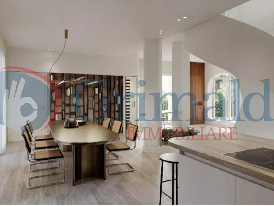 Immagine 3 di Villa in vendita  in Via del litorale a Pisa
