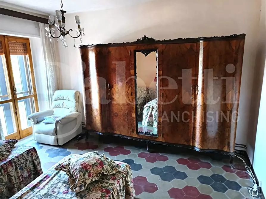 Immagine 4 di Appartamento in vendita  in Via ANNUNZIATA, 37 a San Vito Sullo Ionio