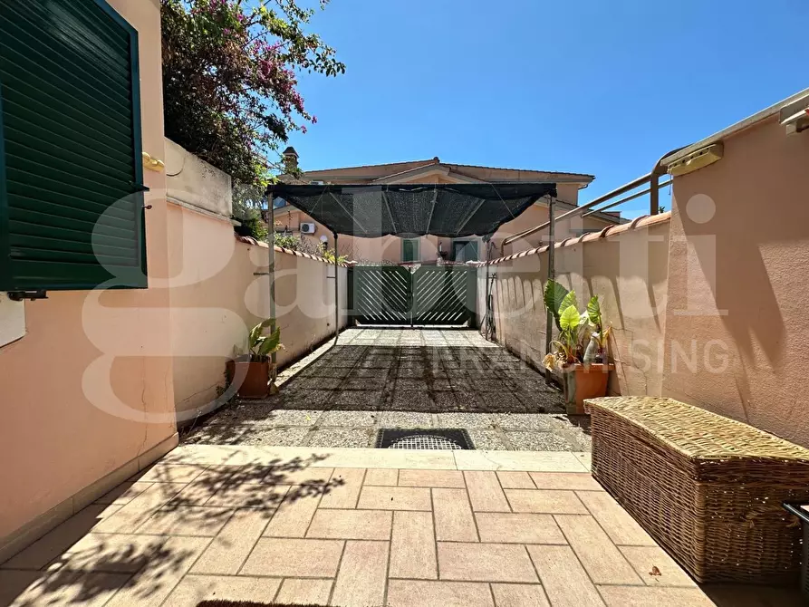 Immagine 17 di Appartamento in vendita  in Via della vergine, 7 a Ardea