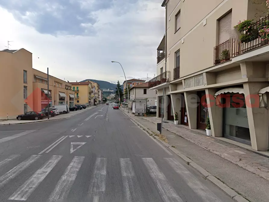 Immagine 1 di Box auto in vendita  in Viale Guglielmo Marconi a Spoleto