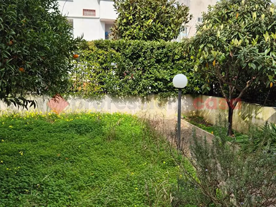Immagine 30 di Villa in vendita  in Piazza DELLE ORCHIDEE, 18 a Brindisi