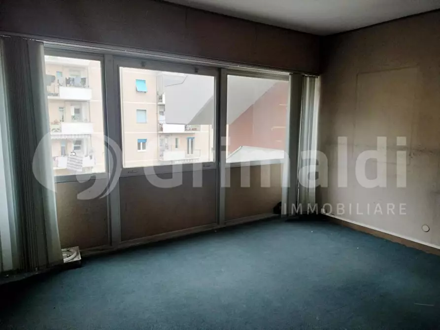 Immagine 8 di Ufficio in vendita  in Via MARINA VECCHIA, 1 a Massa
