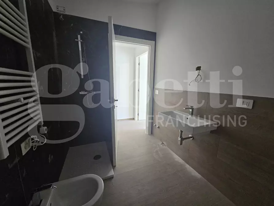 Immagine 9 di Attico in vendita  in Via Lungomare Sirena, 618 a Tortoreto