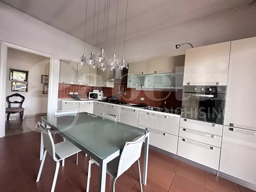 Immagine 5 di Appartamento in vendita  in Corso xxv aprile, 1 a Erba