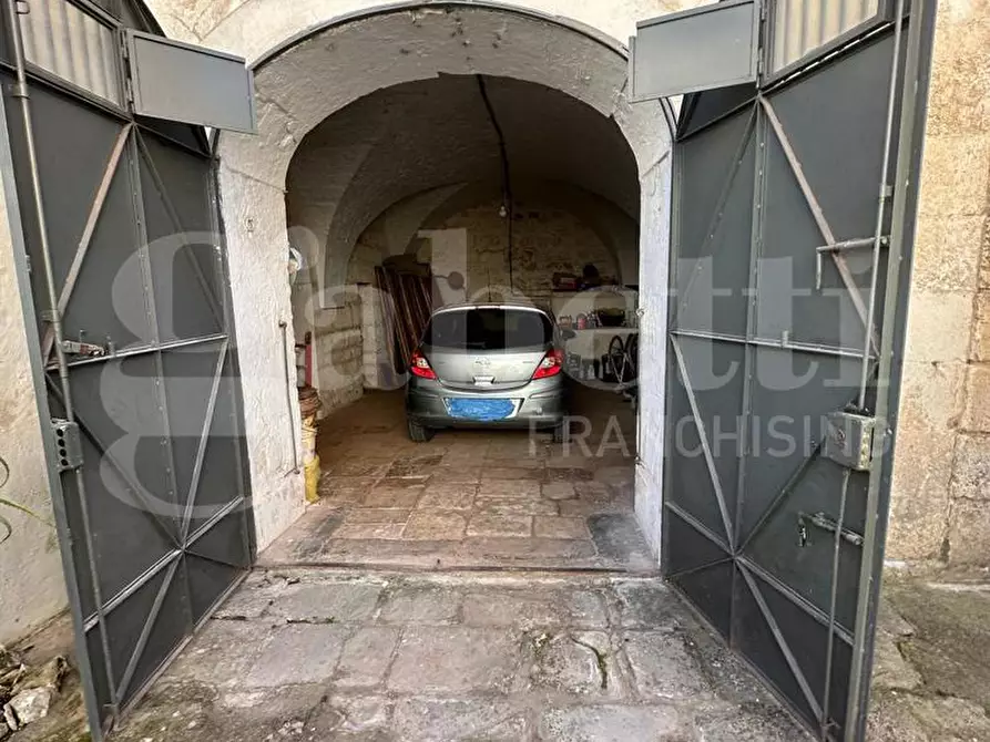 Immagine 37 di Casa indipendente in vendita  in Via Capitano Vito Tamborrino a Ostuni