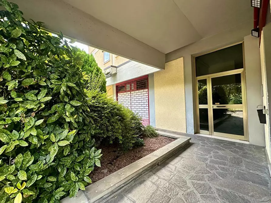 Immagine 3 di Appartamento in vendita  in Via Emilia Levante, 194/15 a Bologna