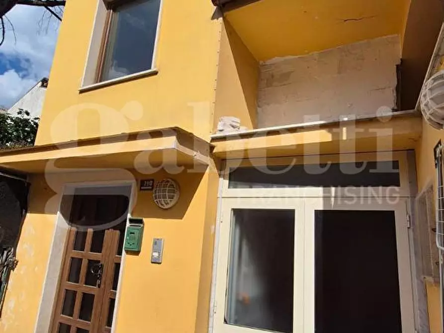 Immagine 3 di Appartamento in vendita  in Via Luigi Settembrini, 27 a Boscotrecase