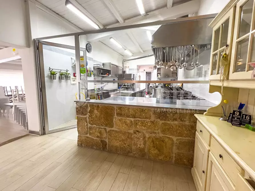 Immagine 10 di Bar / Ristorante in affitto  in Via SP19 a Noto