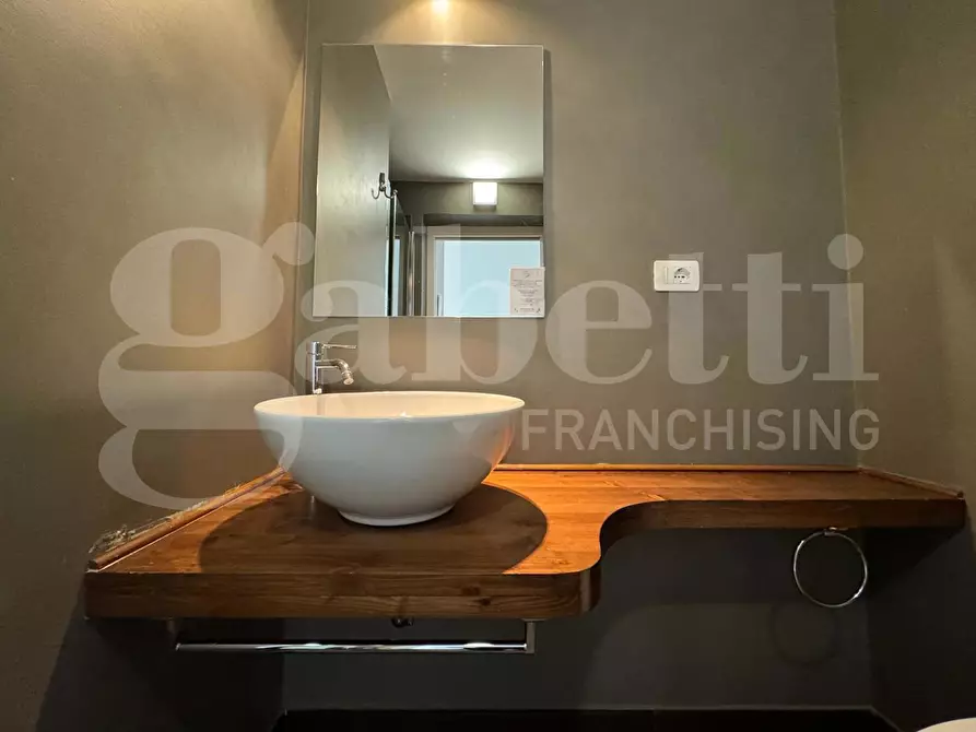 Immagine 16 di Appartamento in vendita  in Vico del Theutra, 14 a Lecce