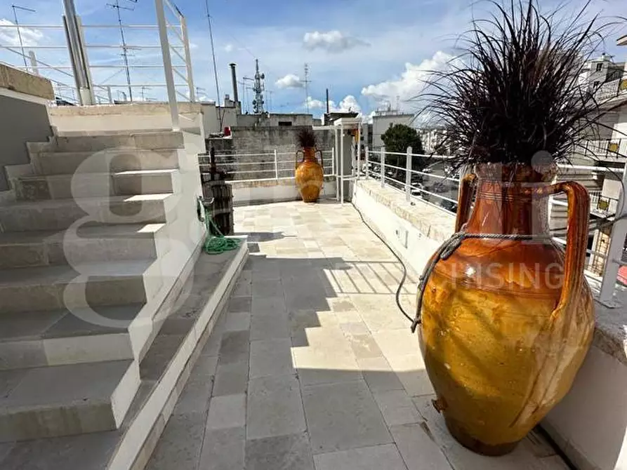 Immagine 43 di Casa indipendente in vendita  in Via Prof. Pietro Pignatelli, 9 a Ostuni