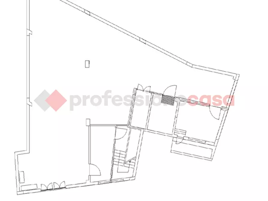 Immagine 5 di Negozio in vendita  in Piazza Garibaldi, 17 a Taurianova