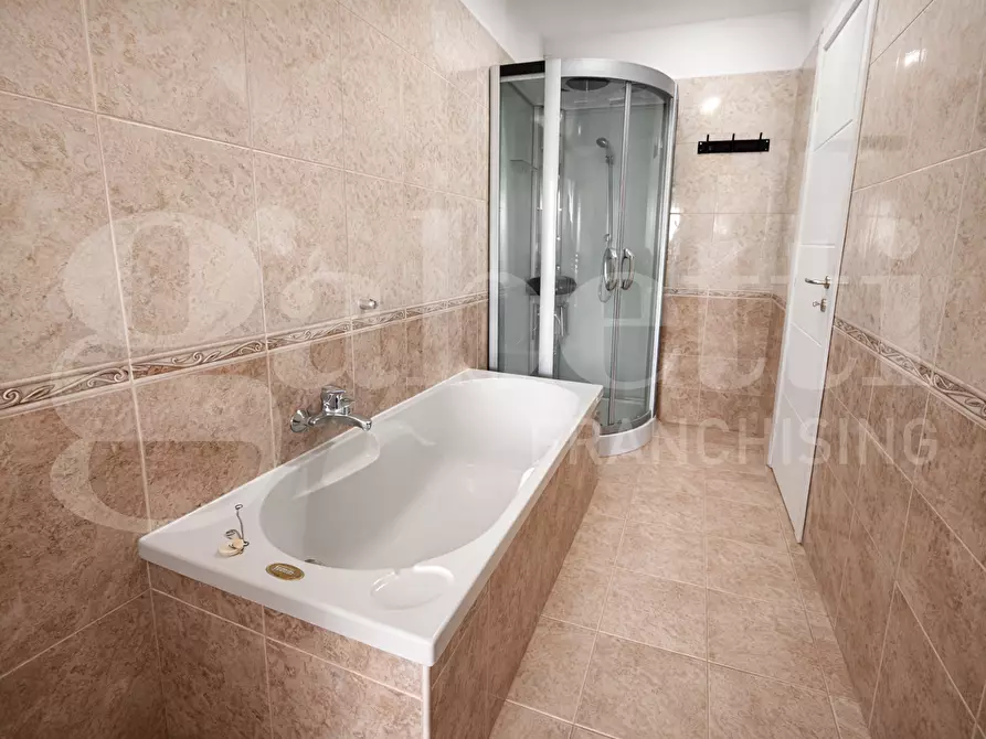 Immagine 23 di Casa indipendente in vendita  in Strada Tagliaferro, 115 a Moncalieri