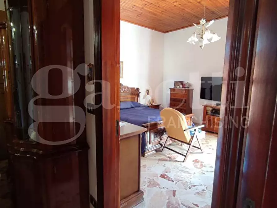 Immagine 27 di Appartamento in vendita  in Corso Umberto I, 178 a Torre Annunziata