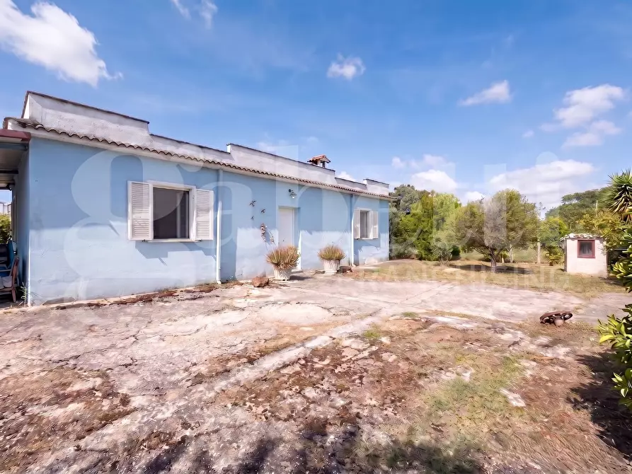 Immagine 2 di Villa in vendita  in Strada Riserva Talone, 251 a Latina
