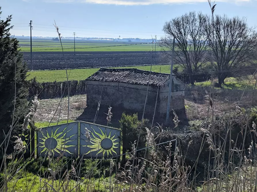 Immagine 2 di Rustico / casale in vendita  in LocalitÃ  Valcerere Dolfina, 00 a Cavarzere