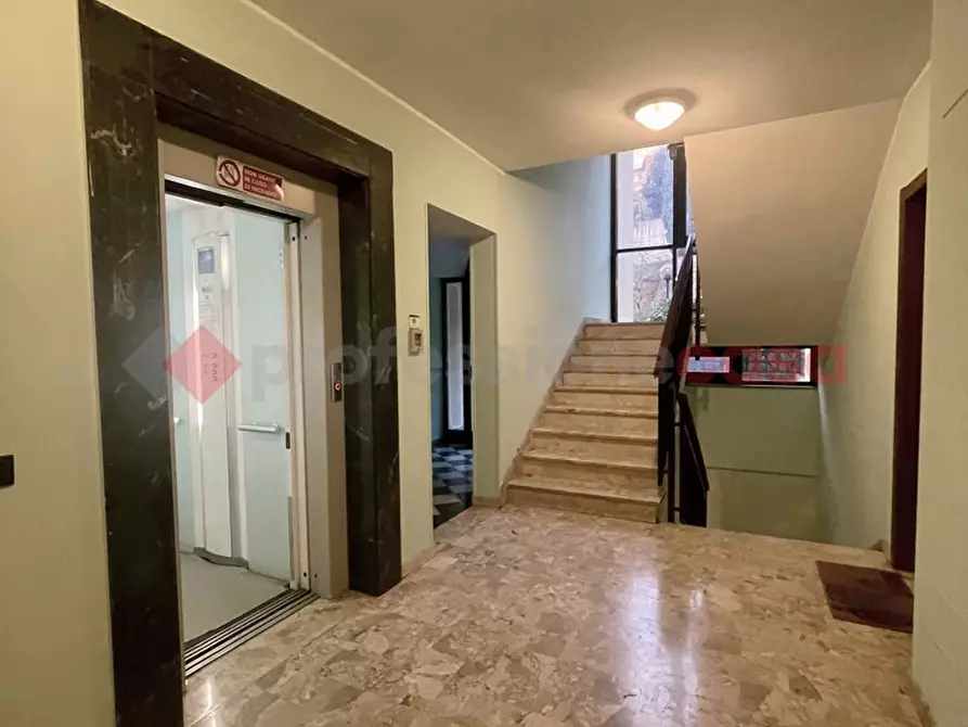 Immagine 25 di Appartamento in vendita  in Via della Mina a Perugia