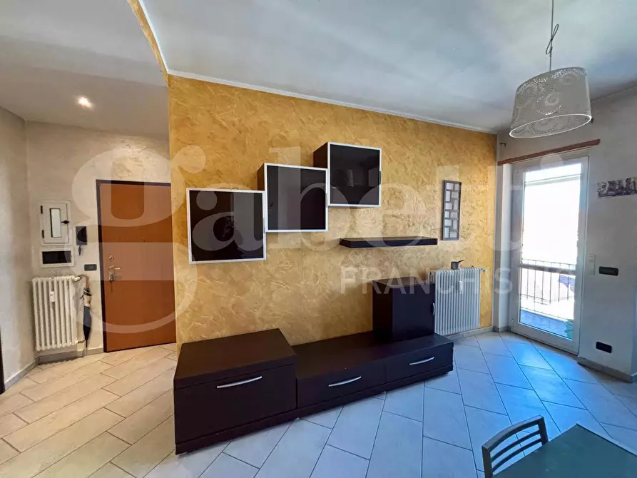 Immagine 5 di Appartamento in vendita  in Via Alba a Rivalta Di Torino