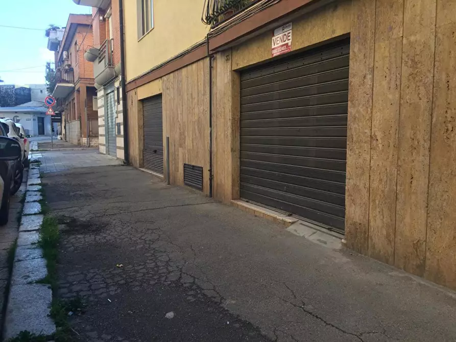 Immagine 2 di Negozio in vendita  in Via LECCESE a San Severo