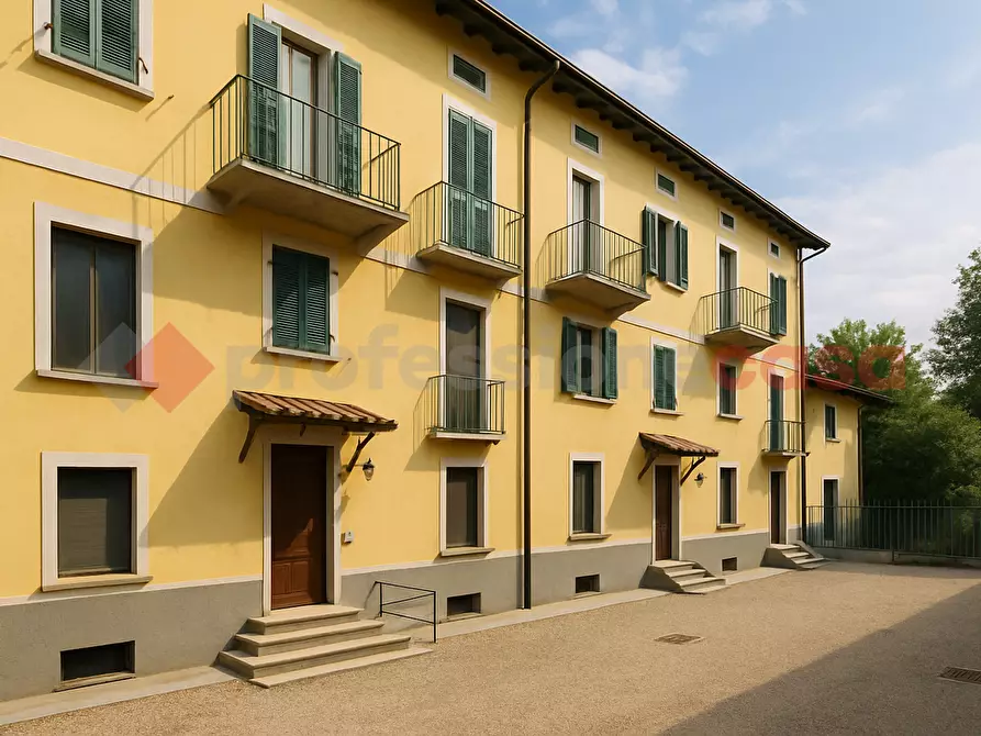 Immagine 11 di Appartamento in vendita  in Via TRENTO, 23 a Locate Di Triulzi